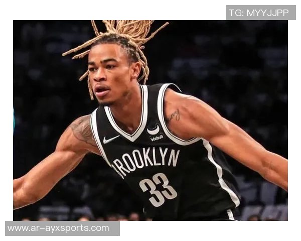 克拉克斯顿在篮网迎来第七个赛季成为球队现存队龄最长球员