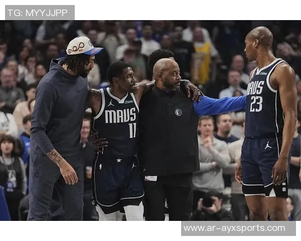 浓眉团队与独行侠洽谈可能的赛季中期交易事宜 浓眉团队与独行侠洽谈可能的赛季中期交易事宜