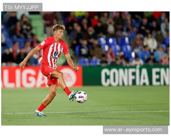 马竞官方确认马科斯略伦特在比赛中大腿受伤复出时间尚未确定