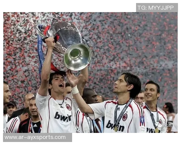 热格罗瓦回忆12岁时在AC米兰训练营与卡卡帕托等球星的难忘时光