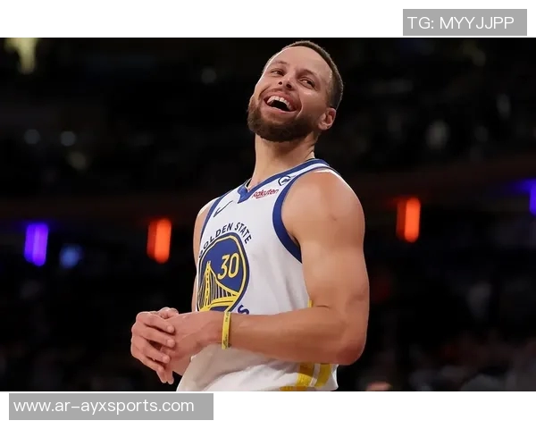 库里幽默回应穿鞋致敬克莱称只是偶然试鞋合脚